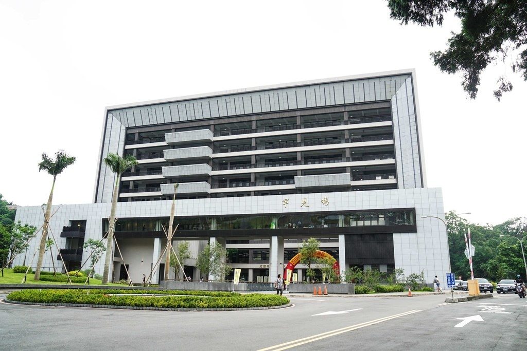 Một góc khuôn viên Đại Học Hồng Quốc Đức Lâm (Hungkuo Delin)