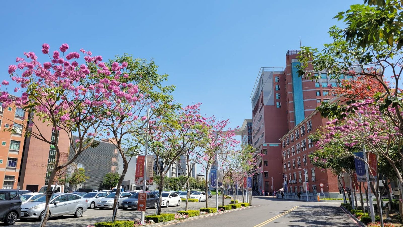 dai hoc nam dai stust 02 Một góc khuôn viên Đại học Nam Đài (STUST – Southern Taiwan University of Science and Technology) – Du học Đài Loan