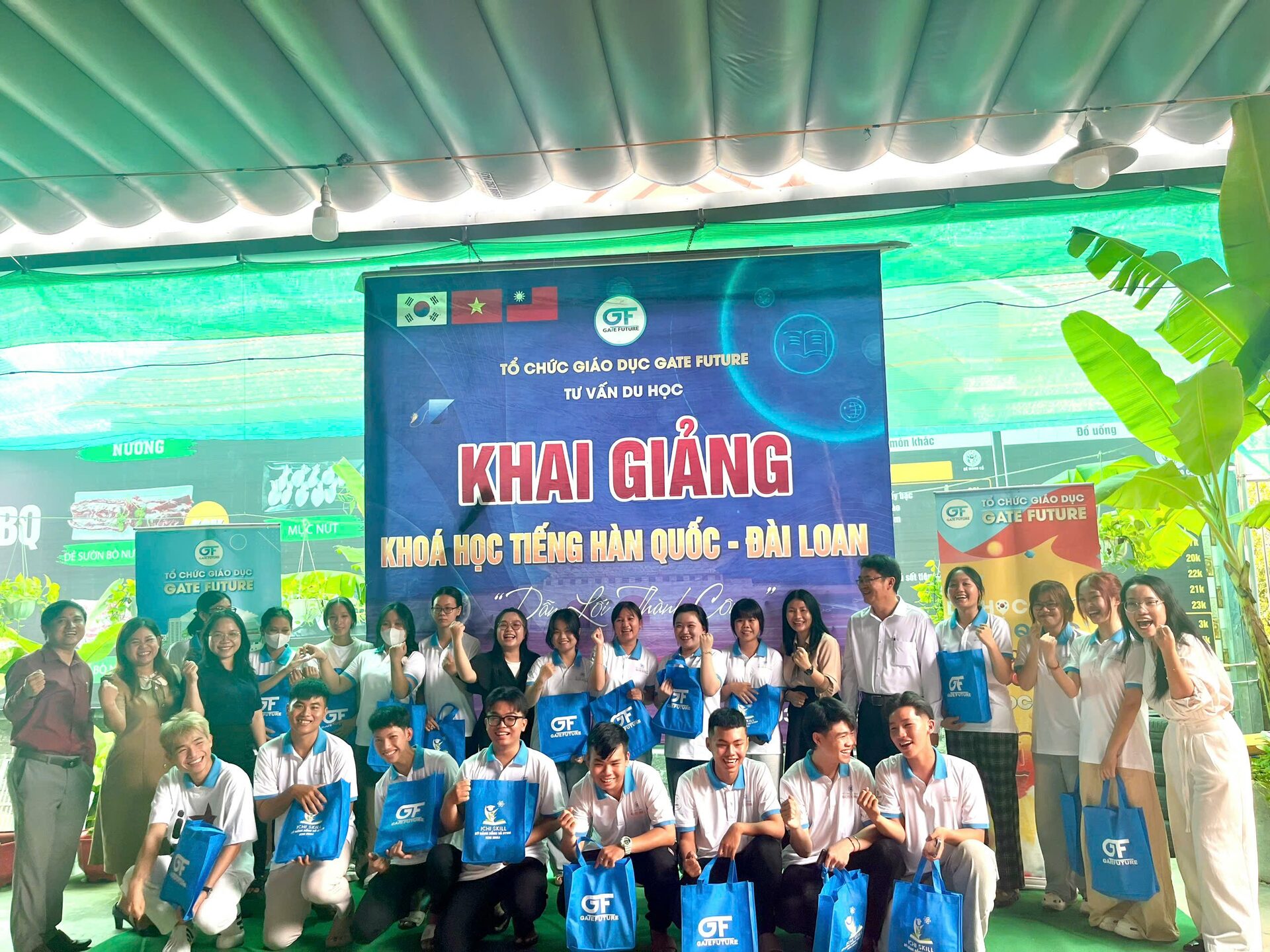 khai giang tieng han quoc 08 Học viên Gate Future tại lễ khai giảng khóa tiếng Hàn Quốc