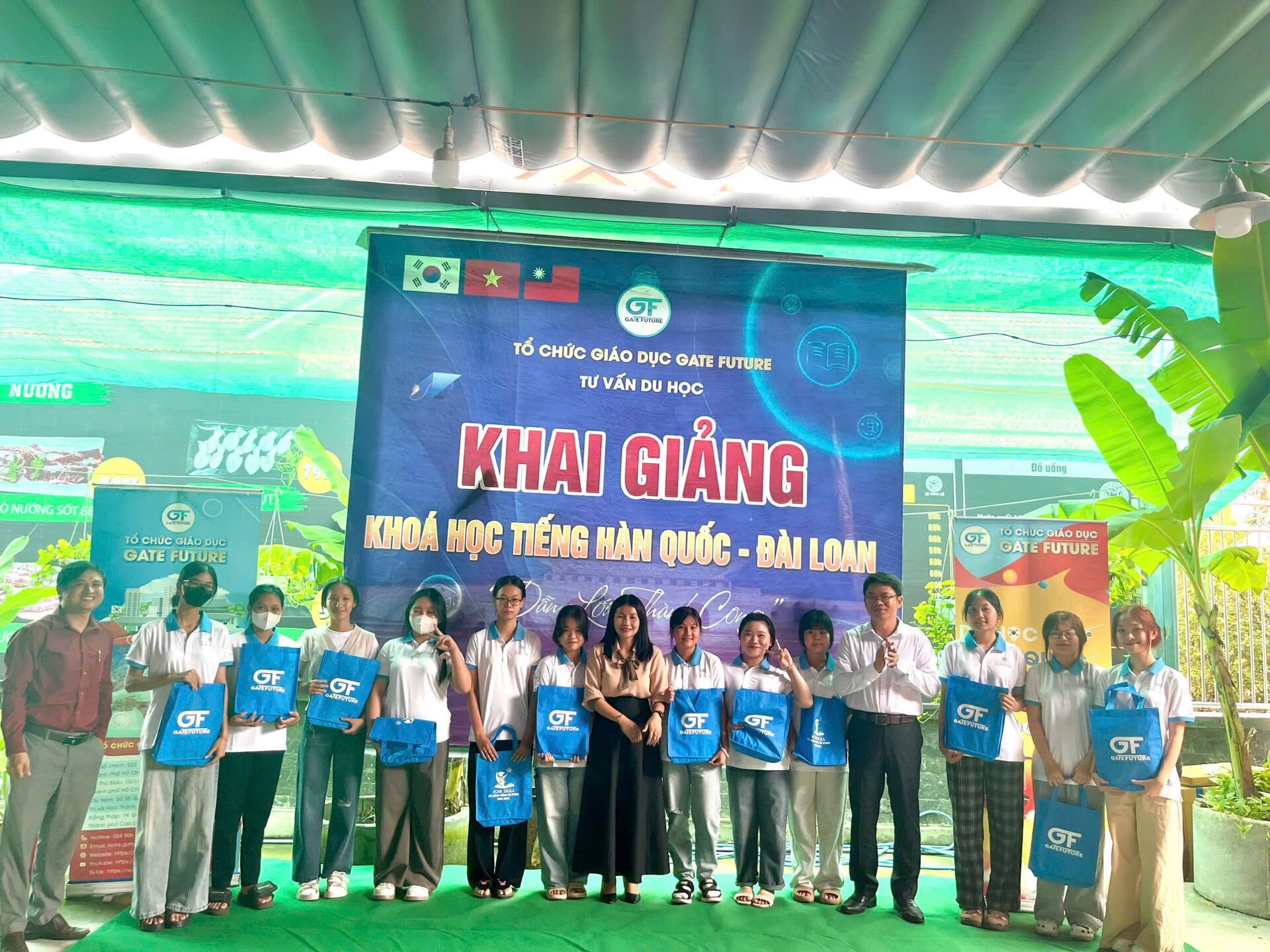 khai giang tieng han quoc 10 Cộng đồng học viên Gate Future du học Hàn Quốc