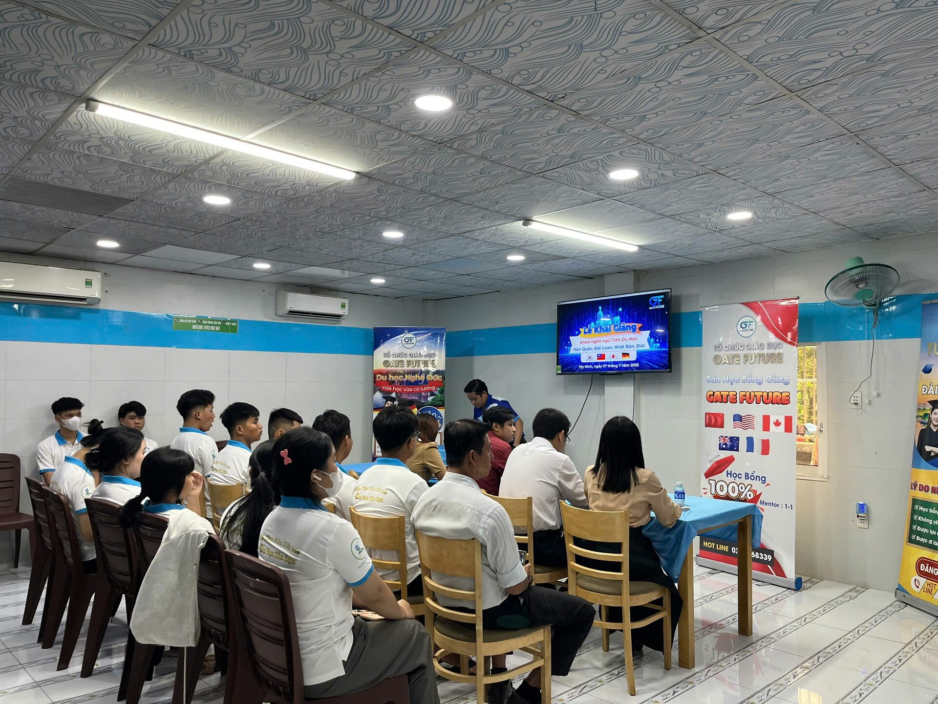 khai giang tieng han quoc 18 Cộng đồng học viên Gate Future du học chuyển tiếp Hàn Quốc