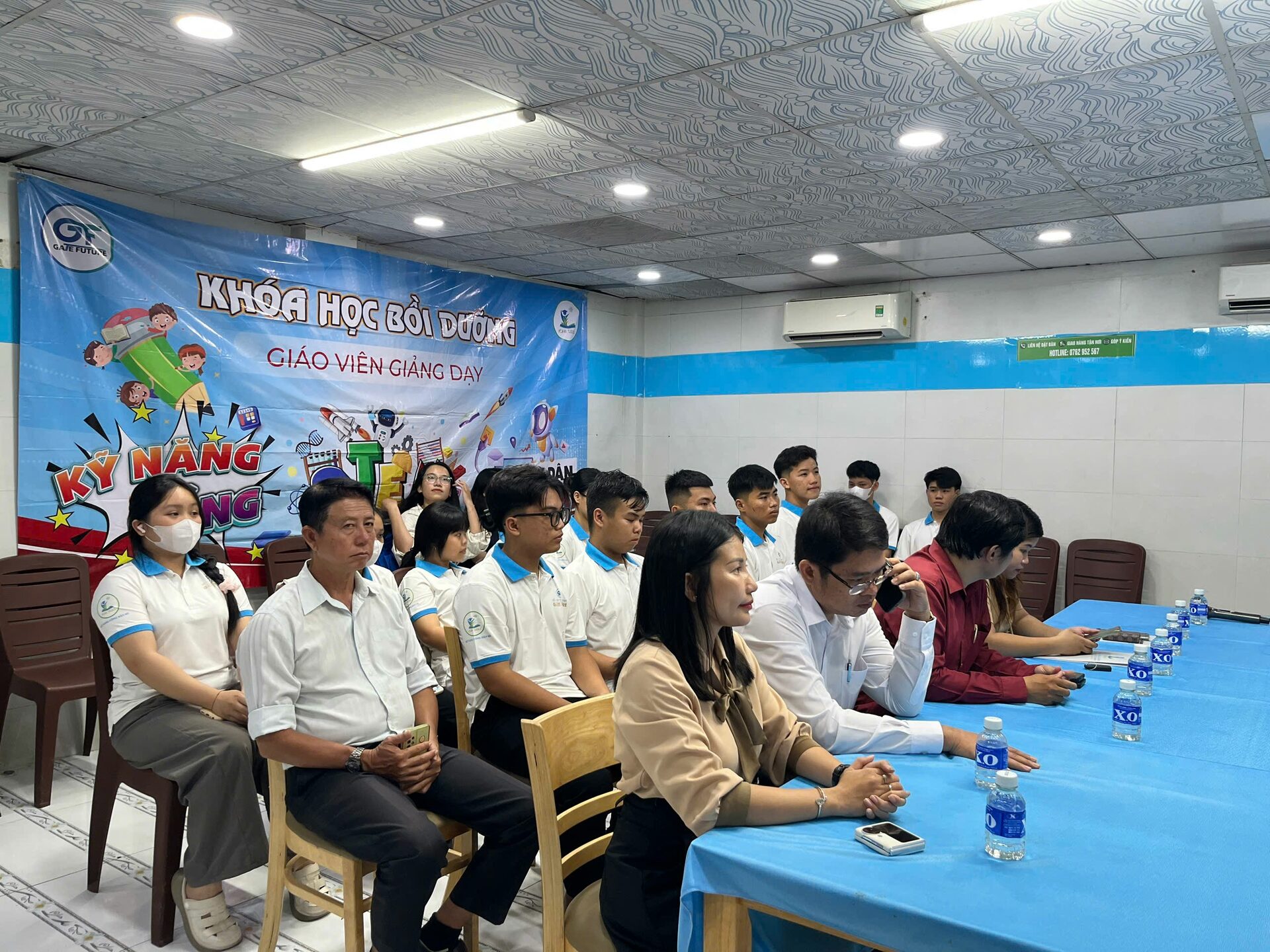 khai giang tieng han quoc 22 Học sinh chuẩn bị du học cấp 3 Hàn Quốc cùng Gate Future