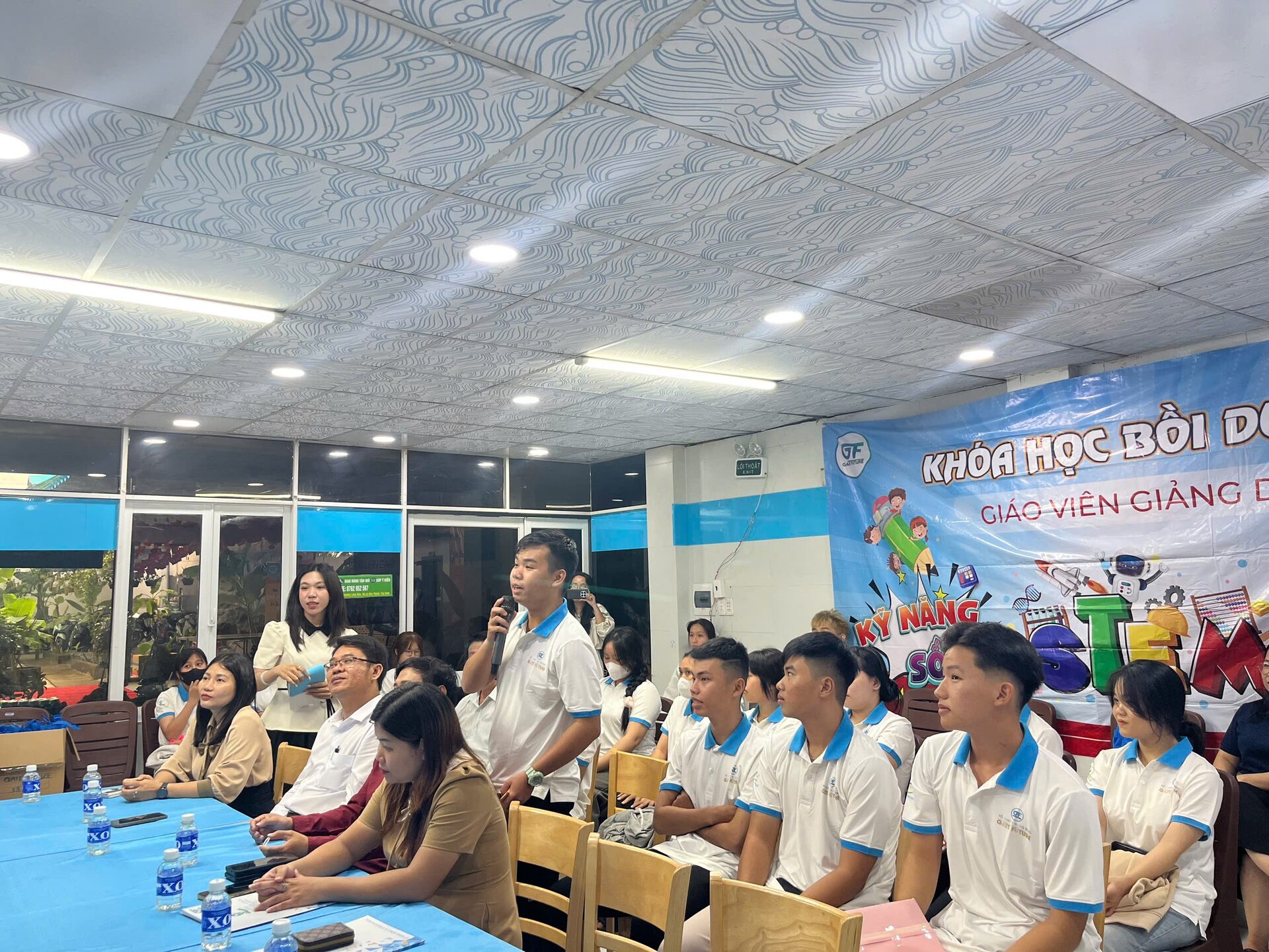 khai giang tieng han quoc 47 Học viên Gate Future trao đổi về lộ trình du học đại học Hàn Quốc