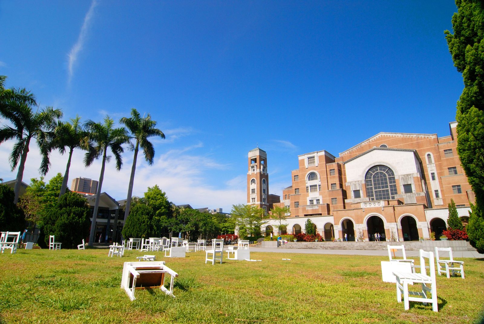 Cơ sở vật chất hiện đại tại Trường Đại Học Quốc Lập Đài Loan National Taiwan University
